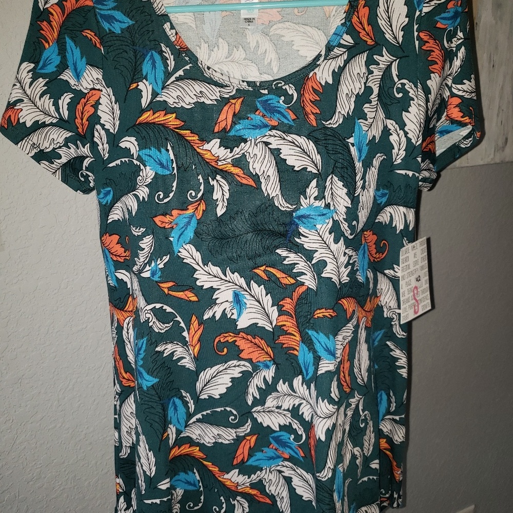 Lularoe Classic T